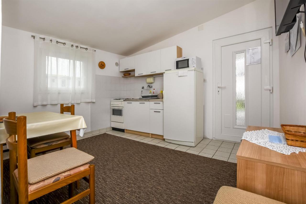 Apartment Kucinic Rogoznica  Esterno foto