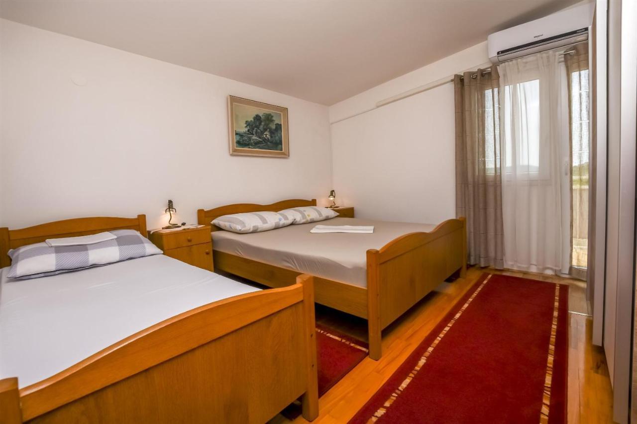Apartment Kucinic Rogoznica  Esterno foto